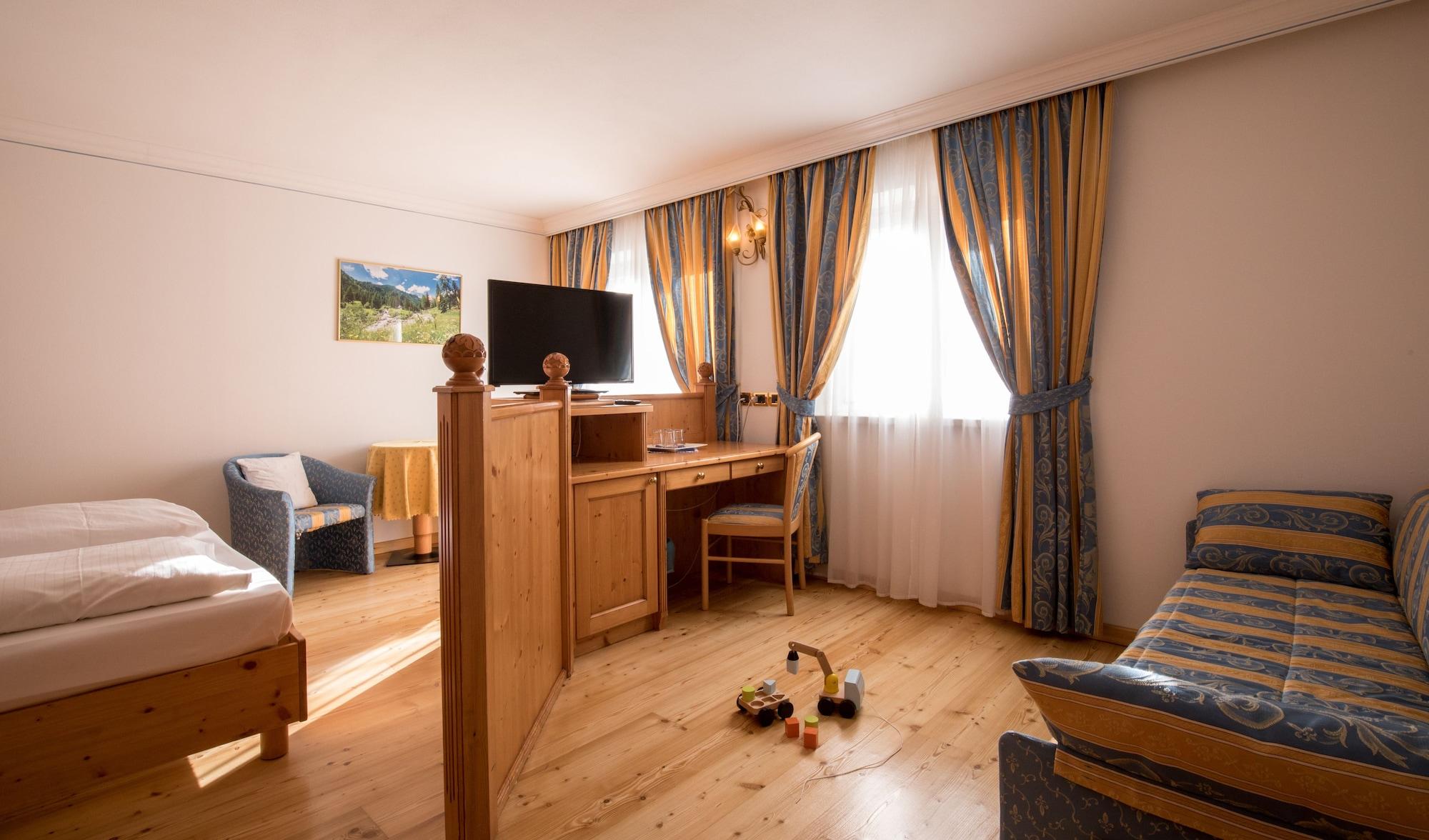 Hotel Chalet All'Imperatore Madonna di Campiglio Exterior photo