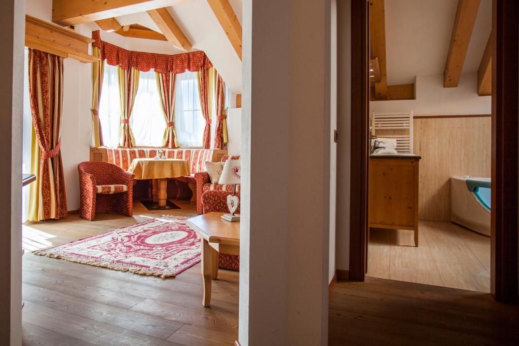 Hotel Chalet All'Imperatore Madonna di Campiglio Exterior photo