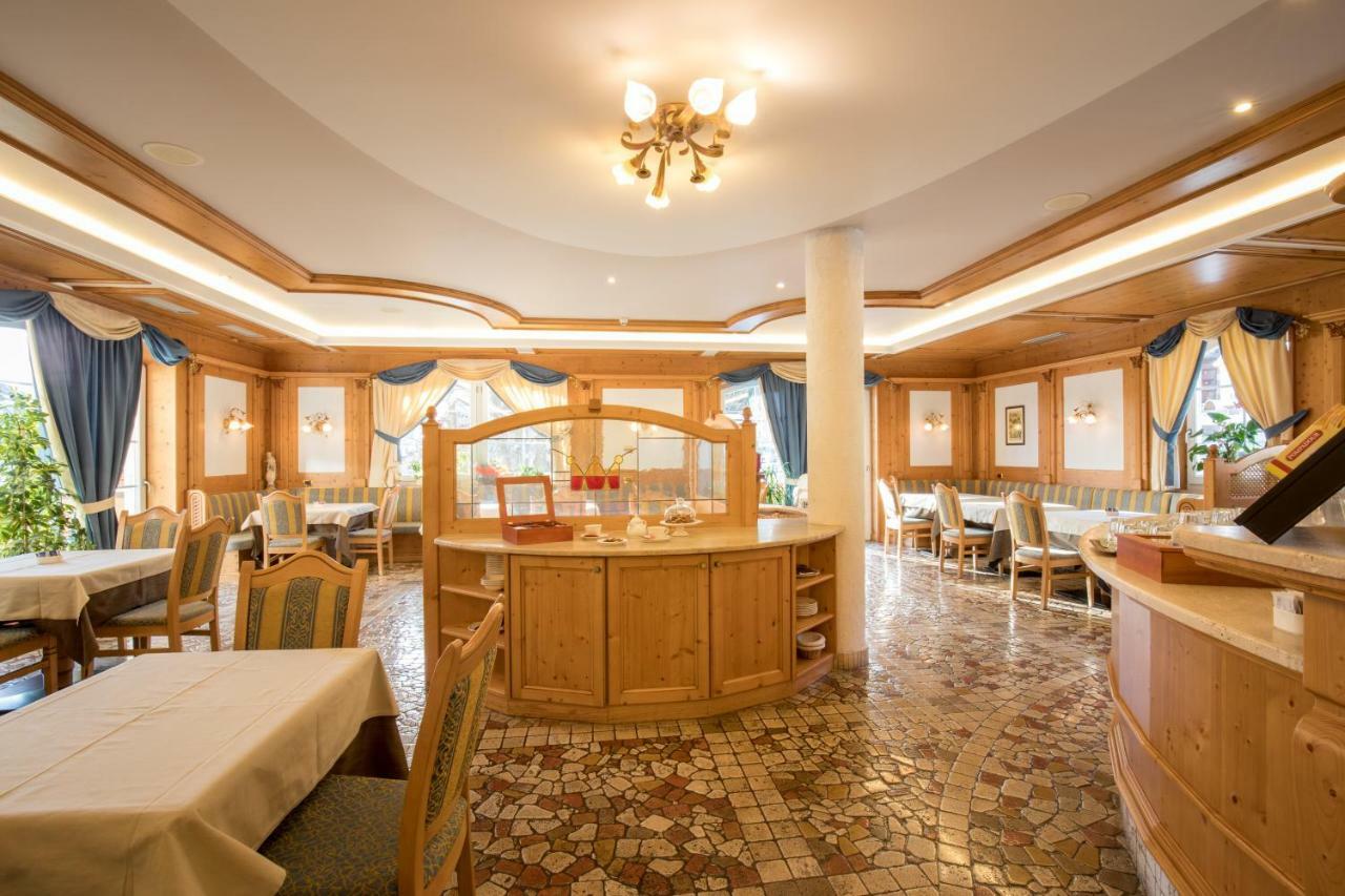 Hotel Chalet All'Imperatore Madonna di Campiglio Exterior photo